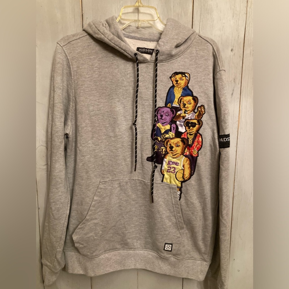 Hudson Outerwear Men's Size Large Grey Pullover Hoodie Multicolor Bears King‎ 23